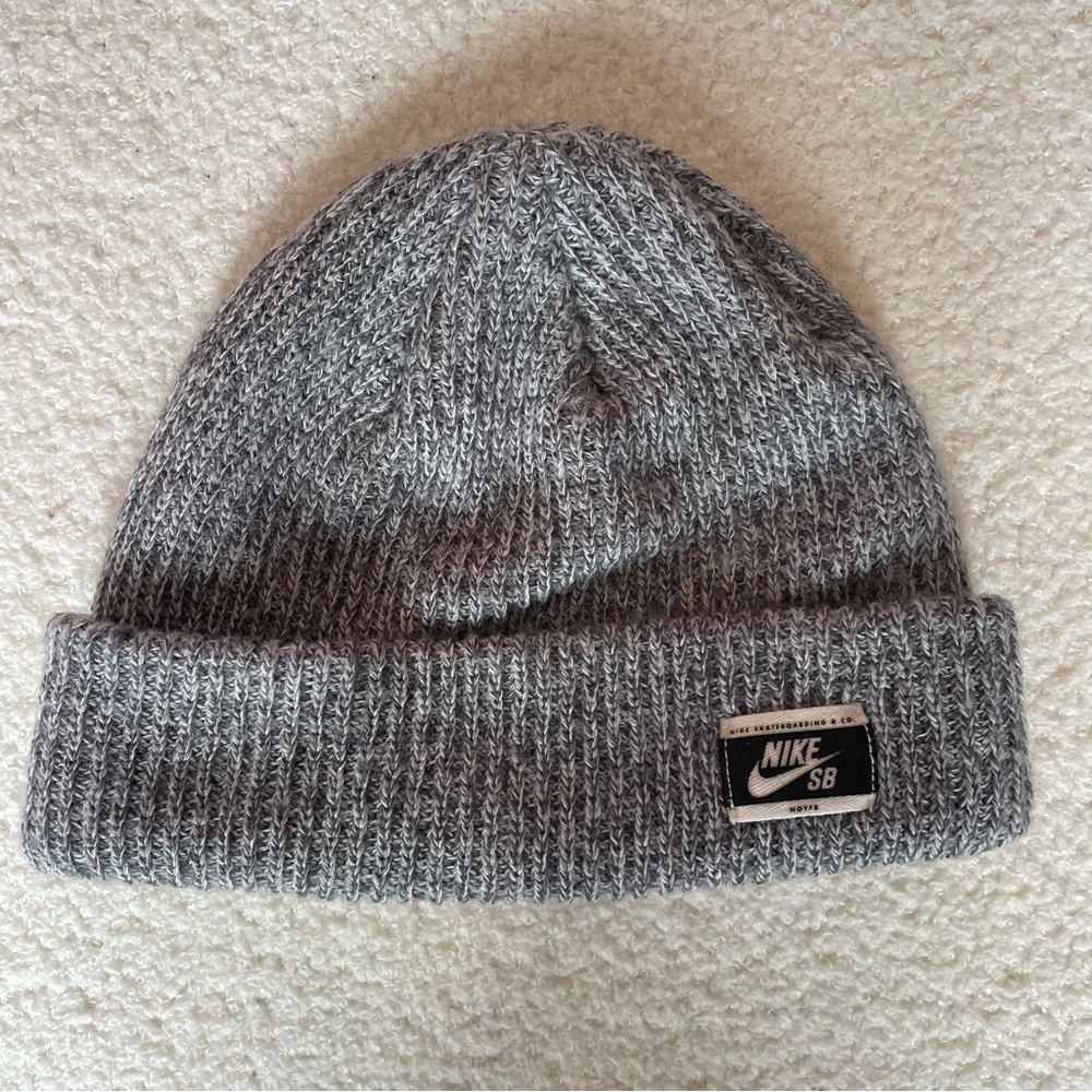 nike beanie